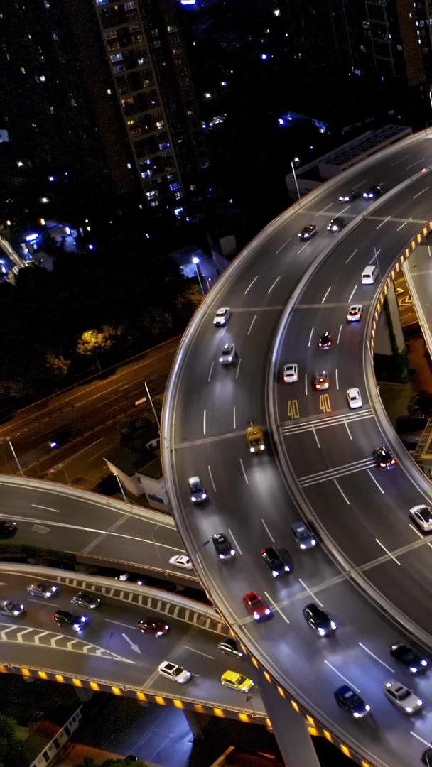 上海南浦大桥车流航拍视频的预览图