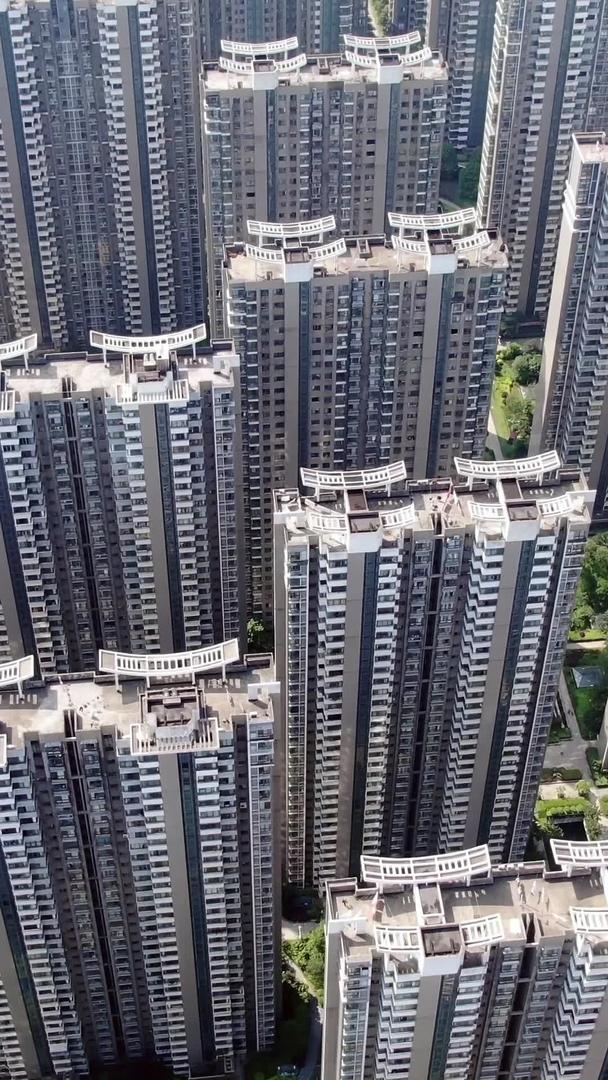 航拍高楼住宅小区群建筑建筑视频的预览图