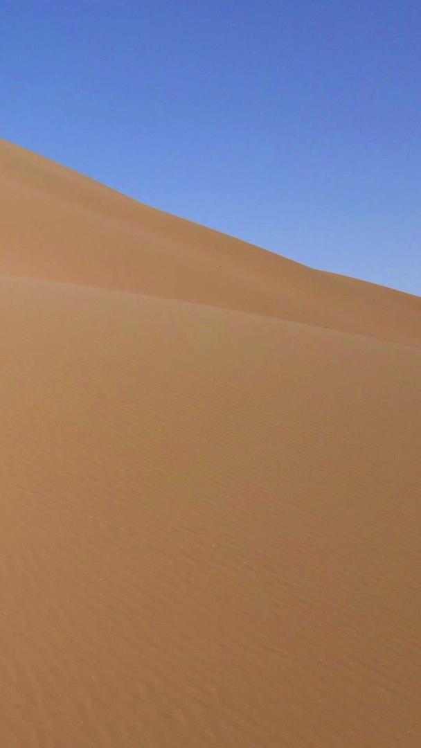 腾格里航拍沙漠大沙丘沙漠视频的预览图