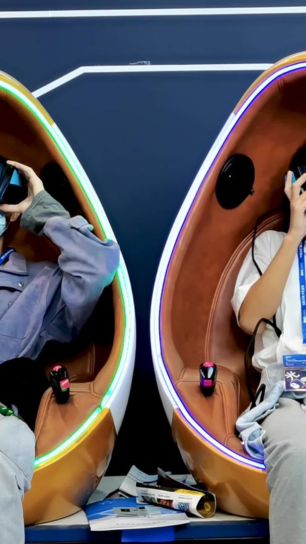虚拟实景游戏VR游戏体验视频素材视频的预览图