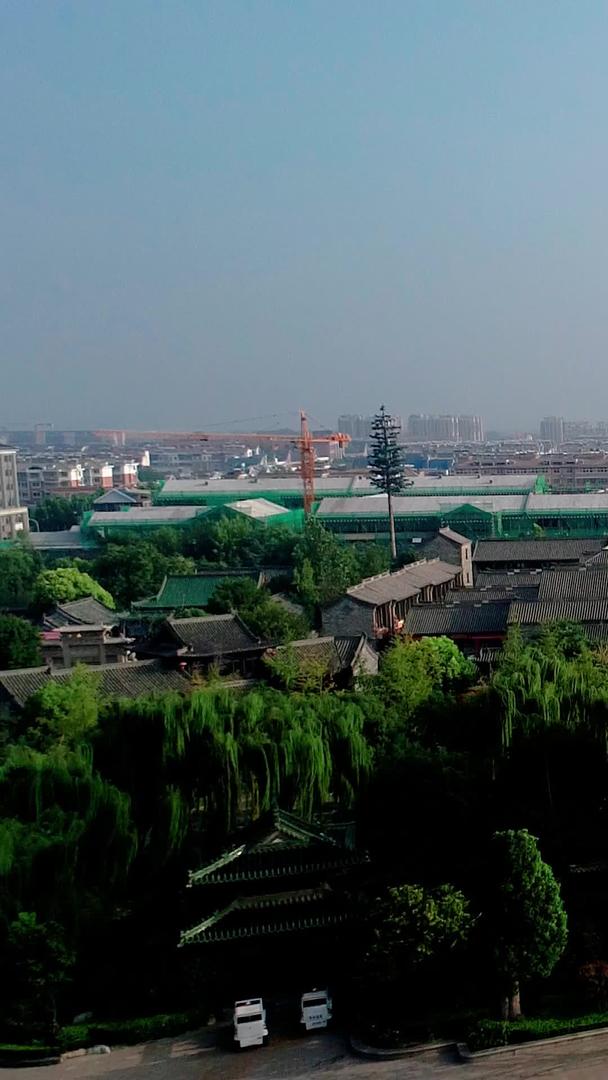 山东台儿庄古城标志景观复兴建筑视频的预览图