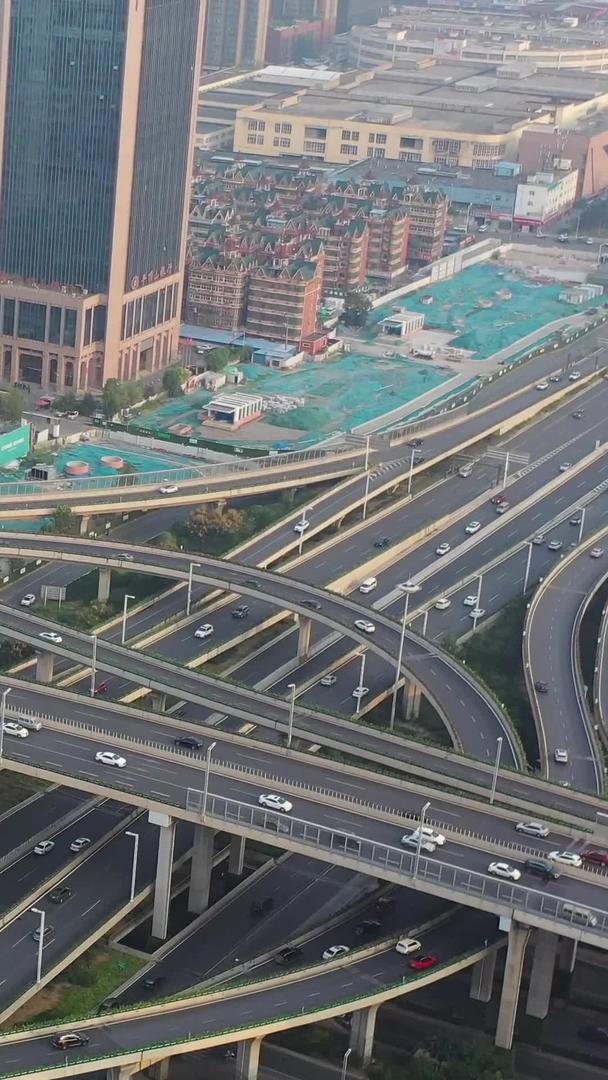 郑州市交通陇海高速公路立交桥视频的预览图