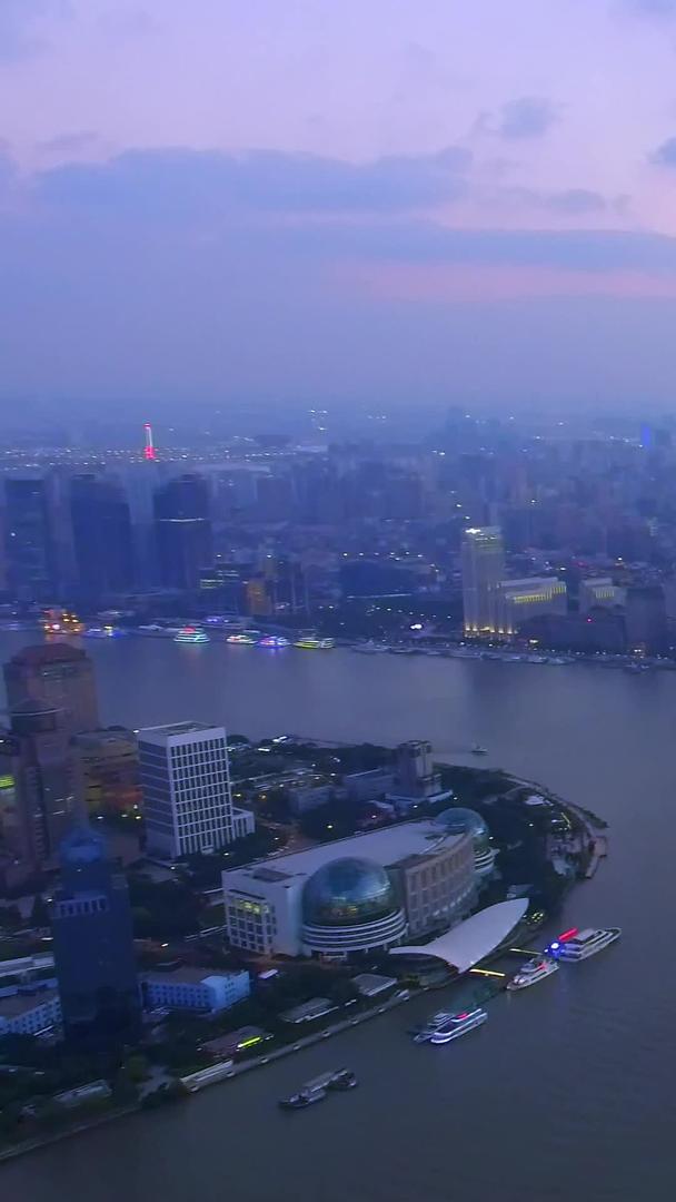 浦江两岸风景航拍视频的预览图