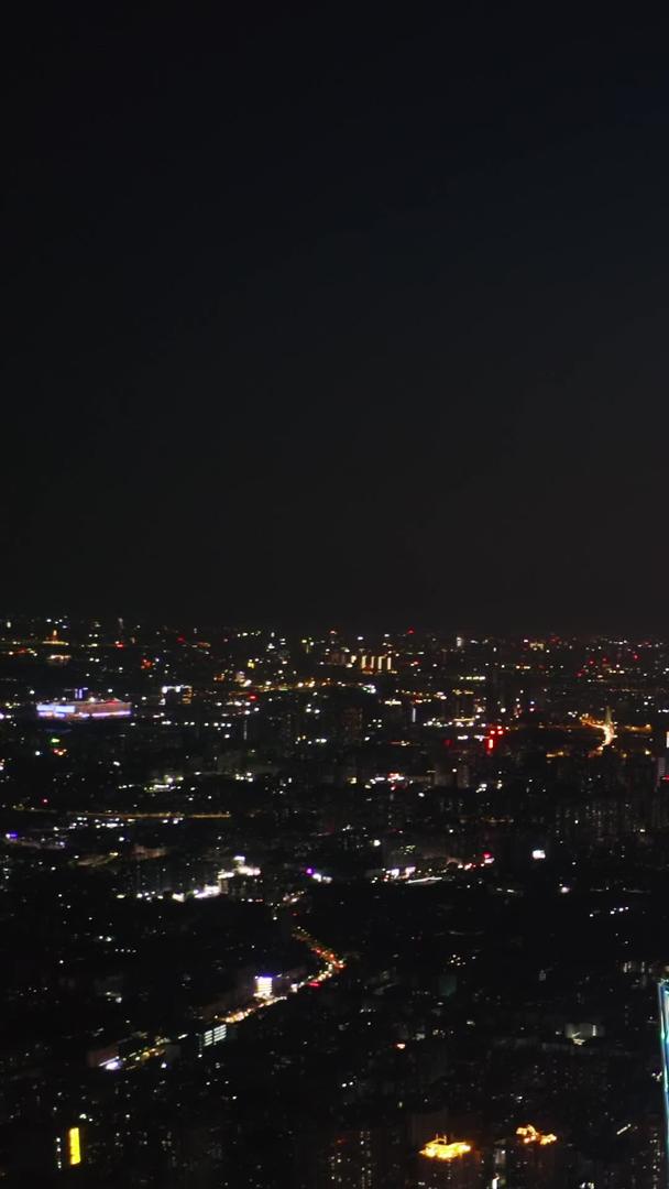 广州塔夜景航拍视频的预览图