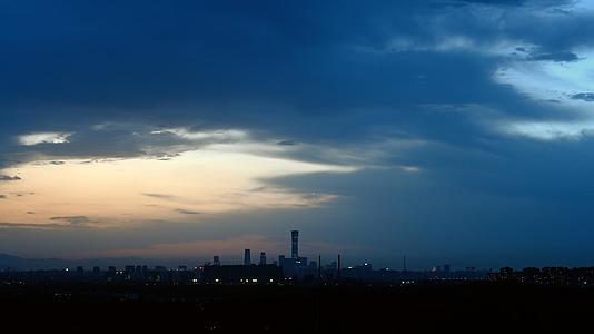 北京城市晚霞延时摄影视频的预览图