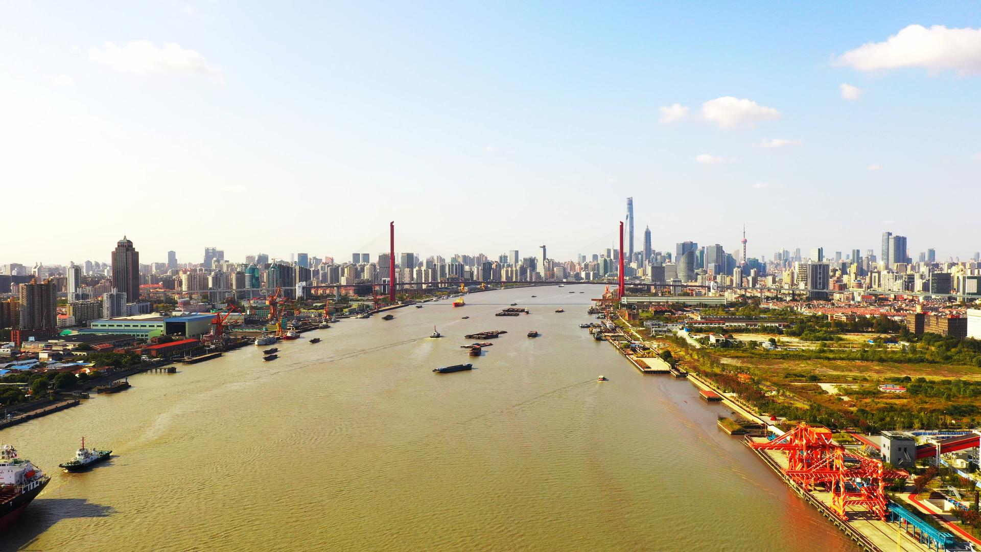 8K航拍延时上海城市河流延时摄影视频的预览图