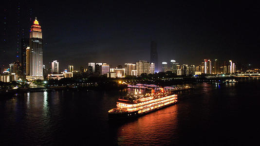 航拍城市旅游地标知音号长江游轮看两岸灯光秀娱乐4k素材视频的预览图