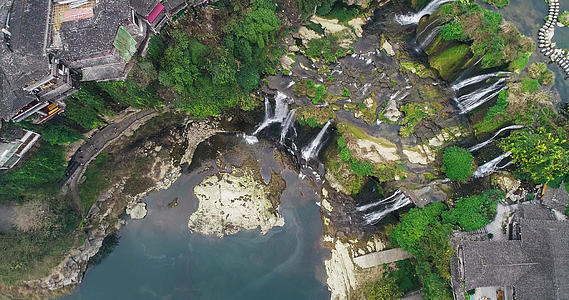湖南湘西芙蓉镇瀑布4K视频的预览图