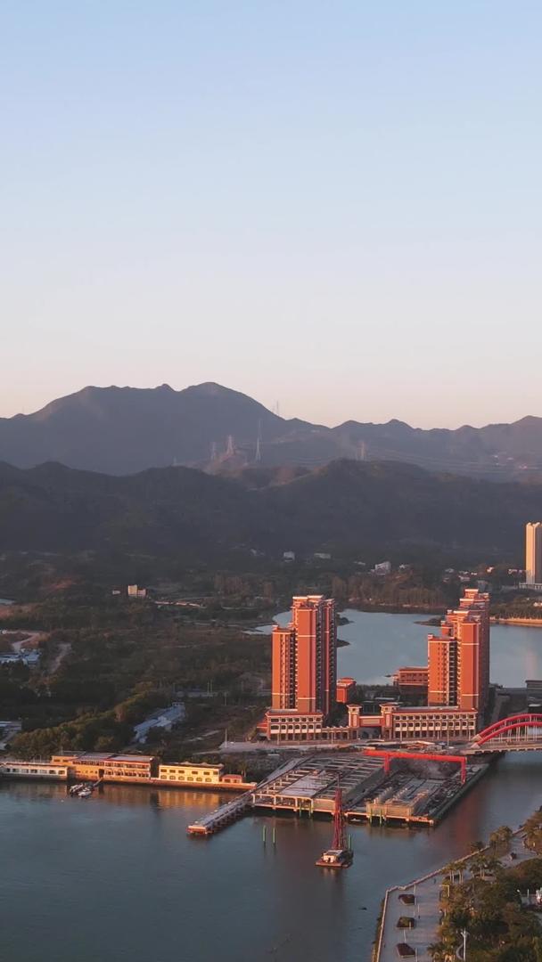 广东惠州航拍建设中的房地产住宅海景房城市素材视频的预览图