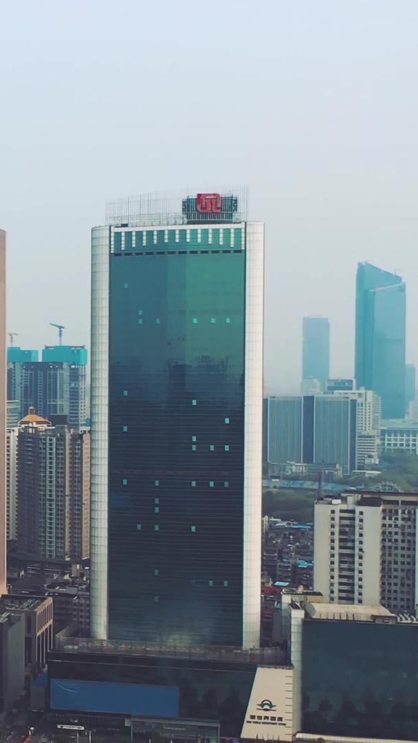 武汉城市金融街CBD商务区标志性建筑群视频的预览图