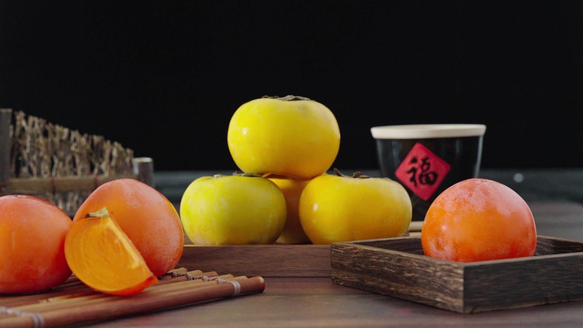 秋季果实柿子成熟空镜头4k视频的预览图