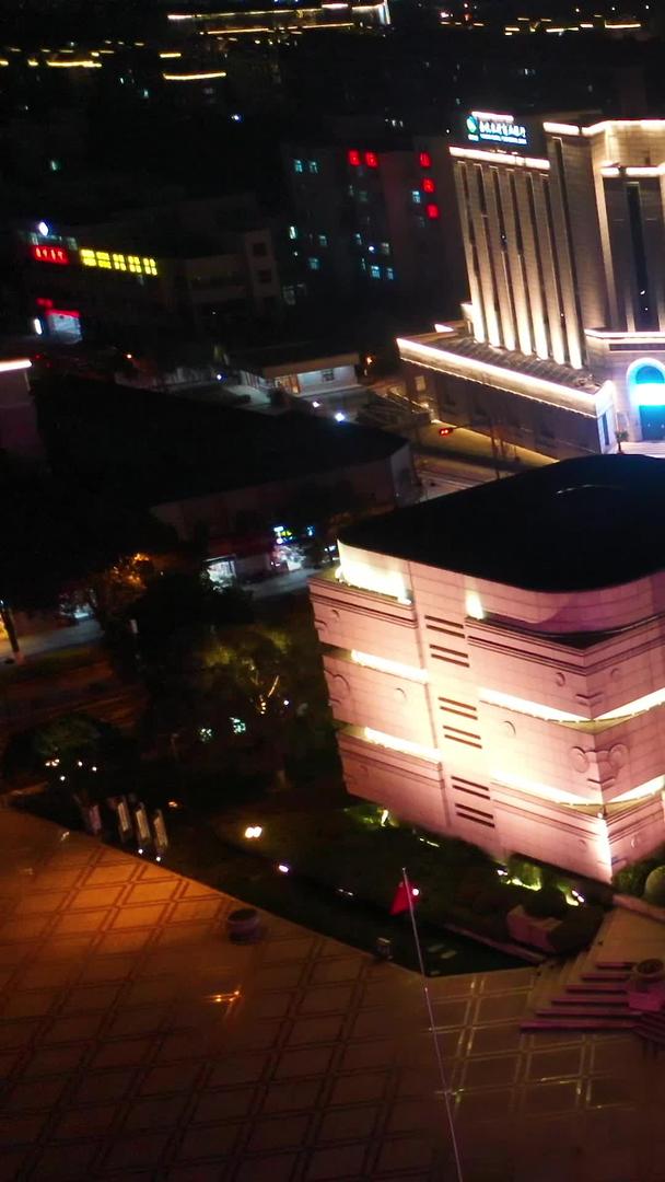 江南水乡博物馆航拍夜景视频的预览图