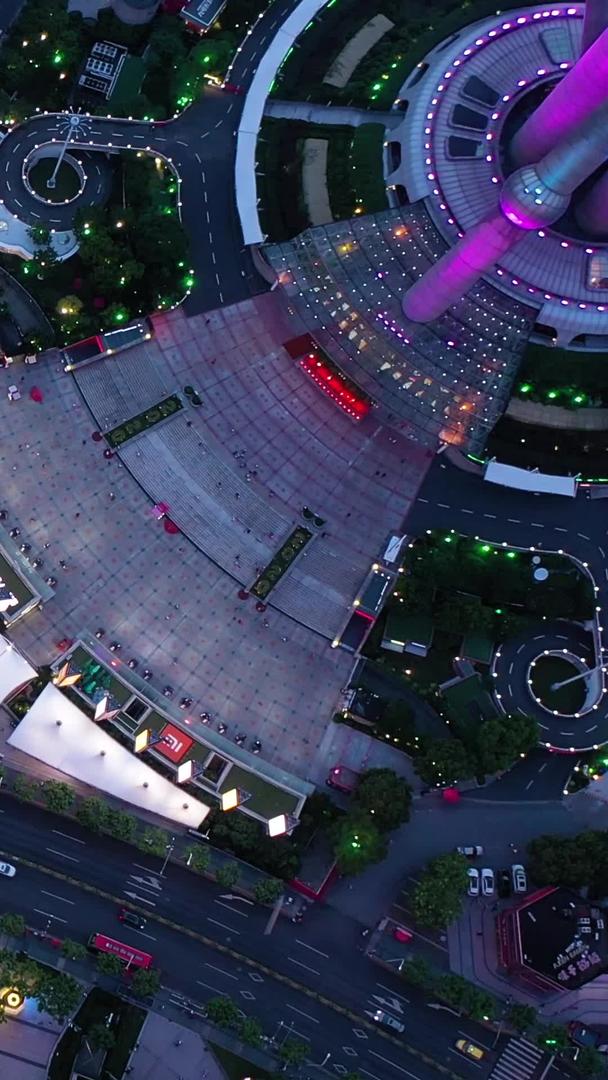 上海陆家嘴航拍交通视频的预览图