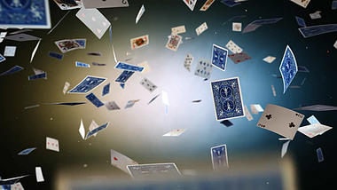 在空间中飞行的扑克牌logo揭示AE模板视频的预览图