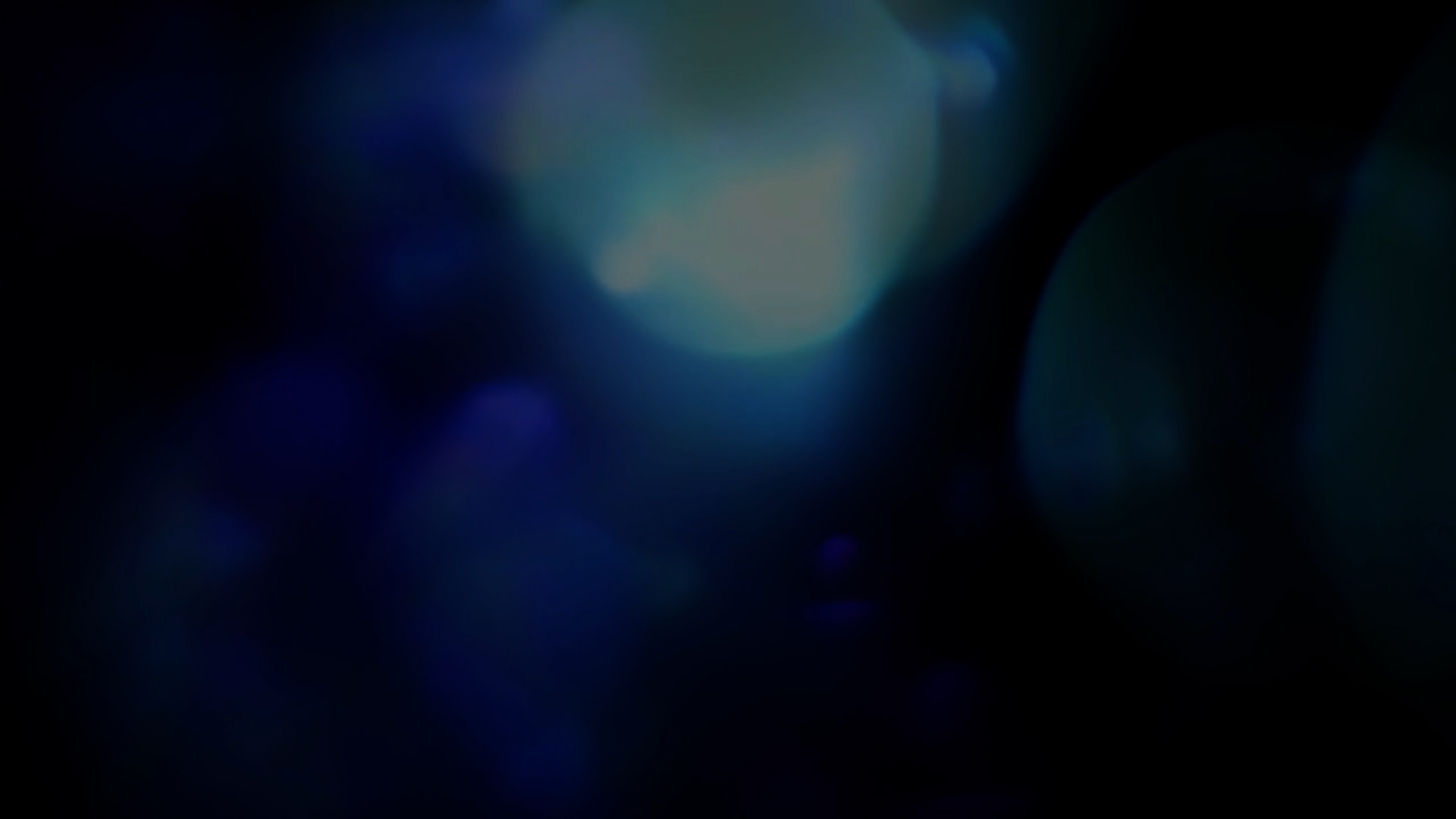 梦幻蓝色光线穿透变换背景视频视频的预览图