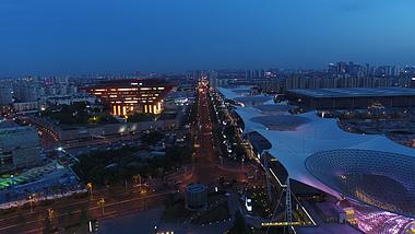 4K航拍上海世博大道夜景视频的预览图
