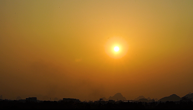 1080P黄昏夕阳落日延时摄影视频的预览图