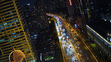 4K上海高架楼宇夜景穿梭视频的预览图