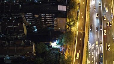4K上海城市高架航拍视频的预览图