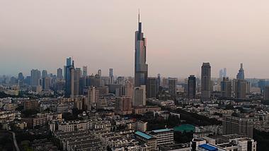 1080P航拍南京城市地标鼓楼视频的预览图