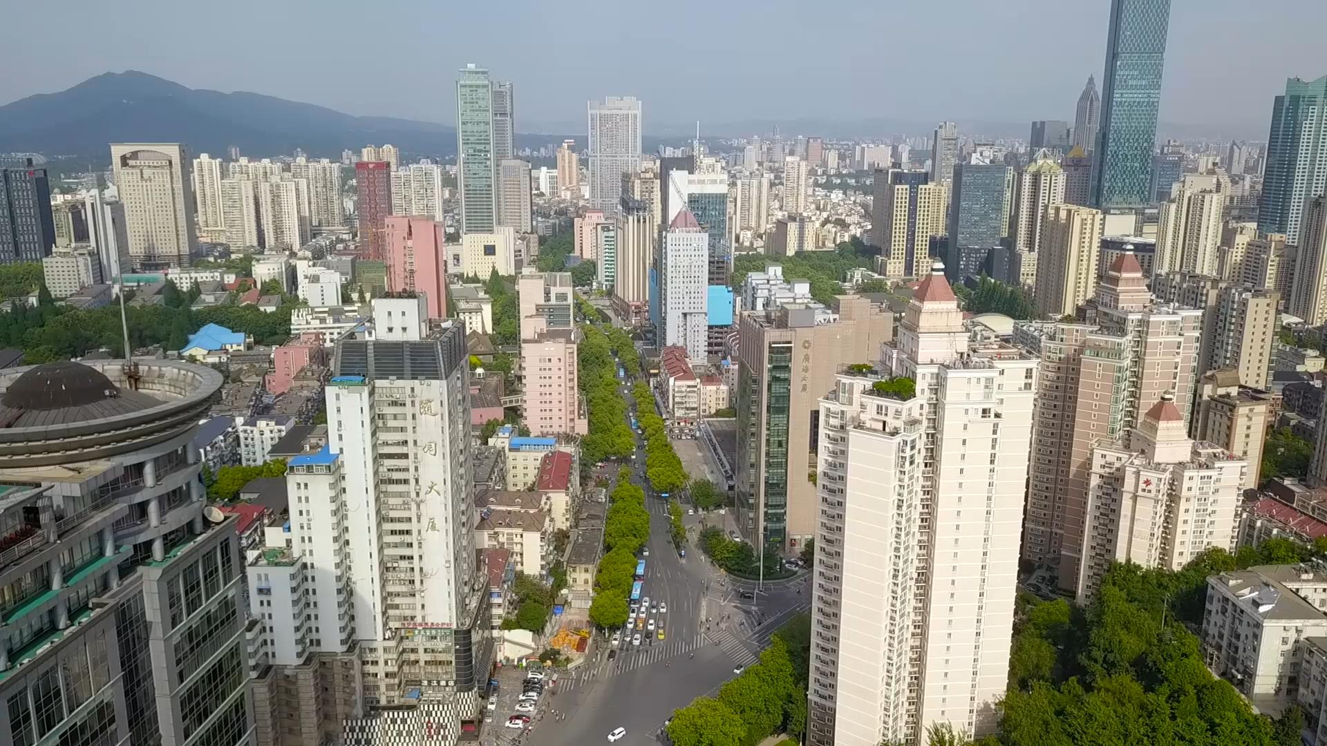 1080P航拍南京市中心新街口视频的预览图
