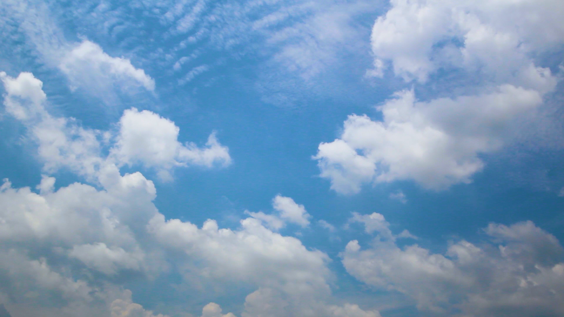 1080P天空中的白云实拍延时摄影视频的预览图