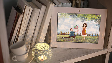 温馨书架相框照片家庭相册展示片头视频的预览图