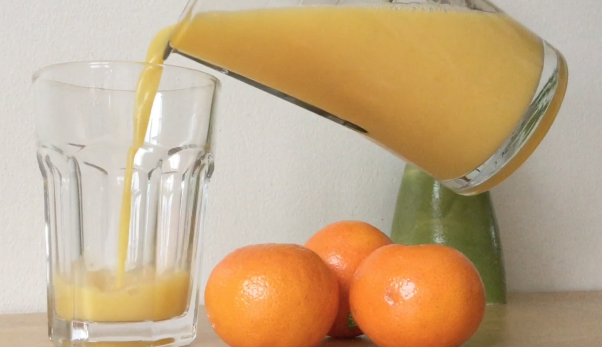 1080P橙汁橙子唯美高清视频视频的预览图
