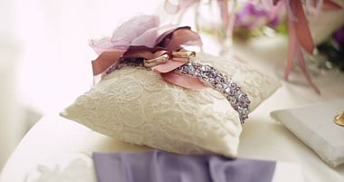 节日婚礼装饰物高清视频视频的预览图