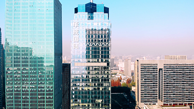 4K航拍城市科技公司玻璃大厦视频的预览图