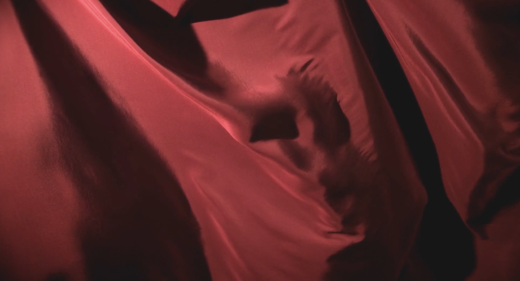 2款高端三维红绸布效果循环背景视频的预览图