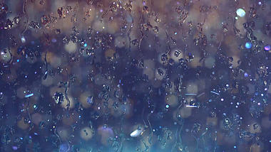 玻璃水珠滑落动态背景视频的预览图