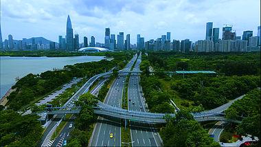 高清航拍深圳滨海大道立交桥车流交通视频的预览图