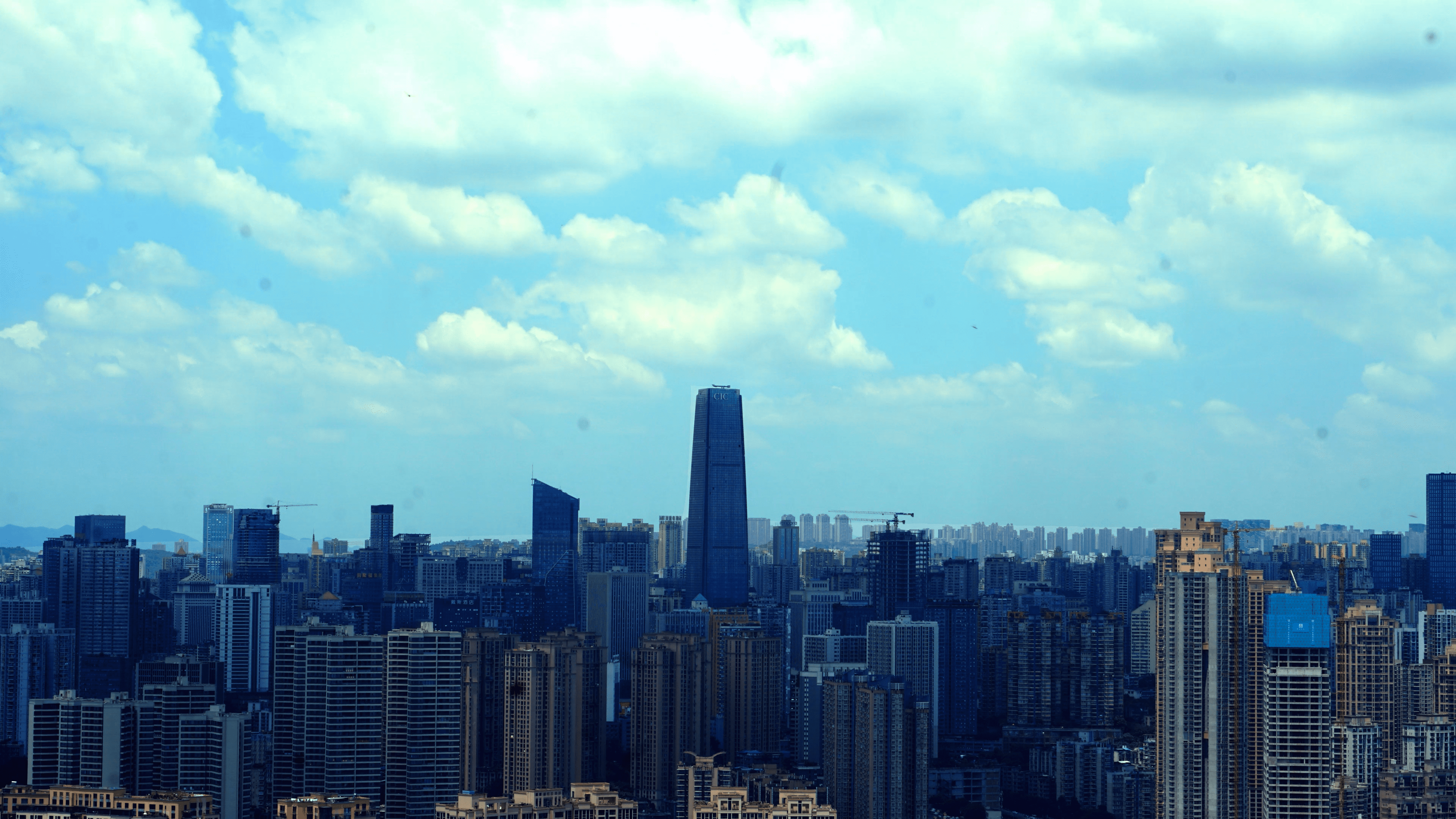重庆观音桥商业中心城市建筑延时摄影视频的预览图