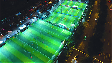 4K航拍城市的足球场运动场地视频的预览图