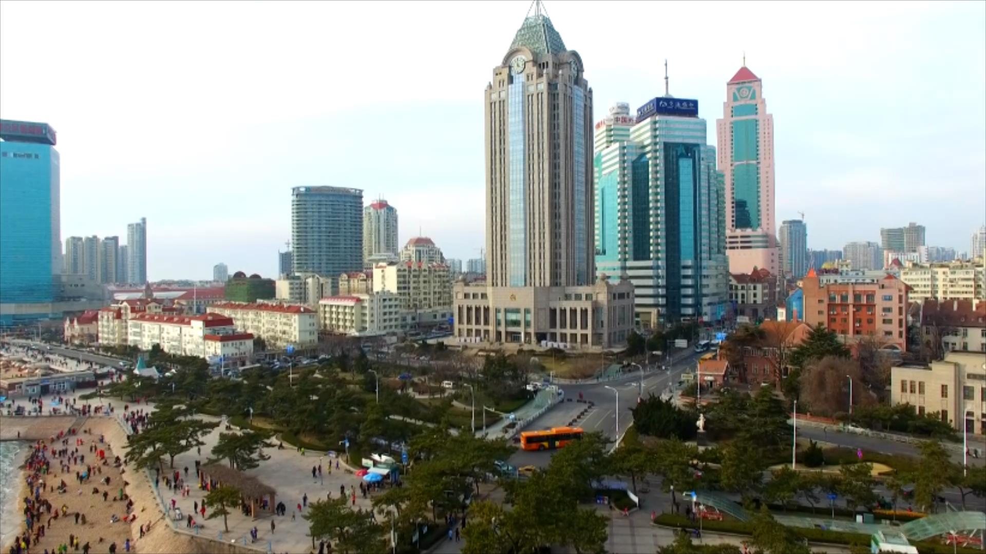 1080P青岛海边城市建筑航拍视频的预览图