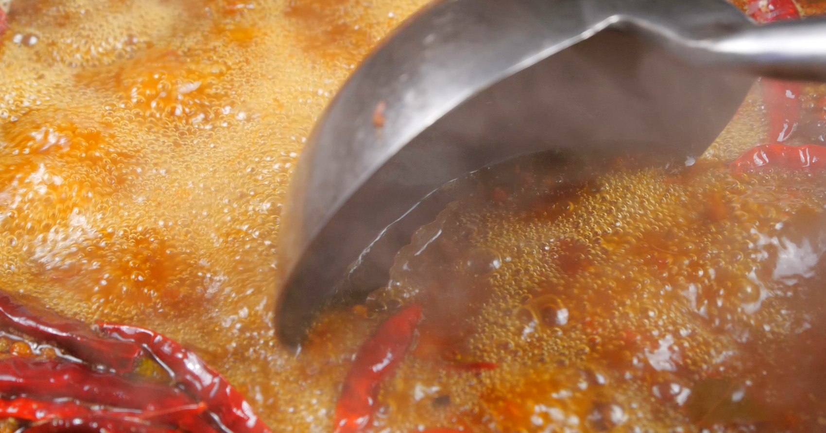 4k高清卤料卤水汤底视频的预览图