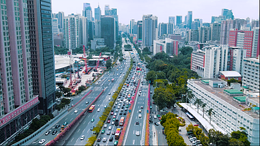 4K广州天河区城市车流交通汽车楼群建筑群视频的预览图