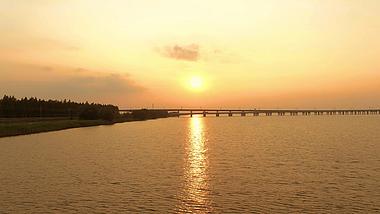 4K航拍南京石臼湖唯美落日黄昏视频的预览图