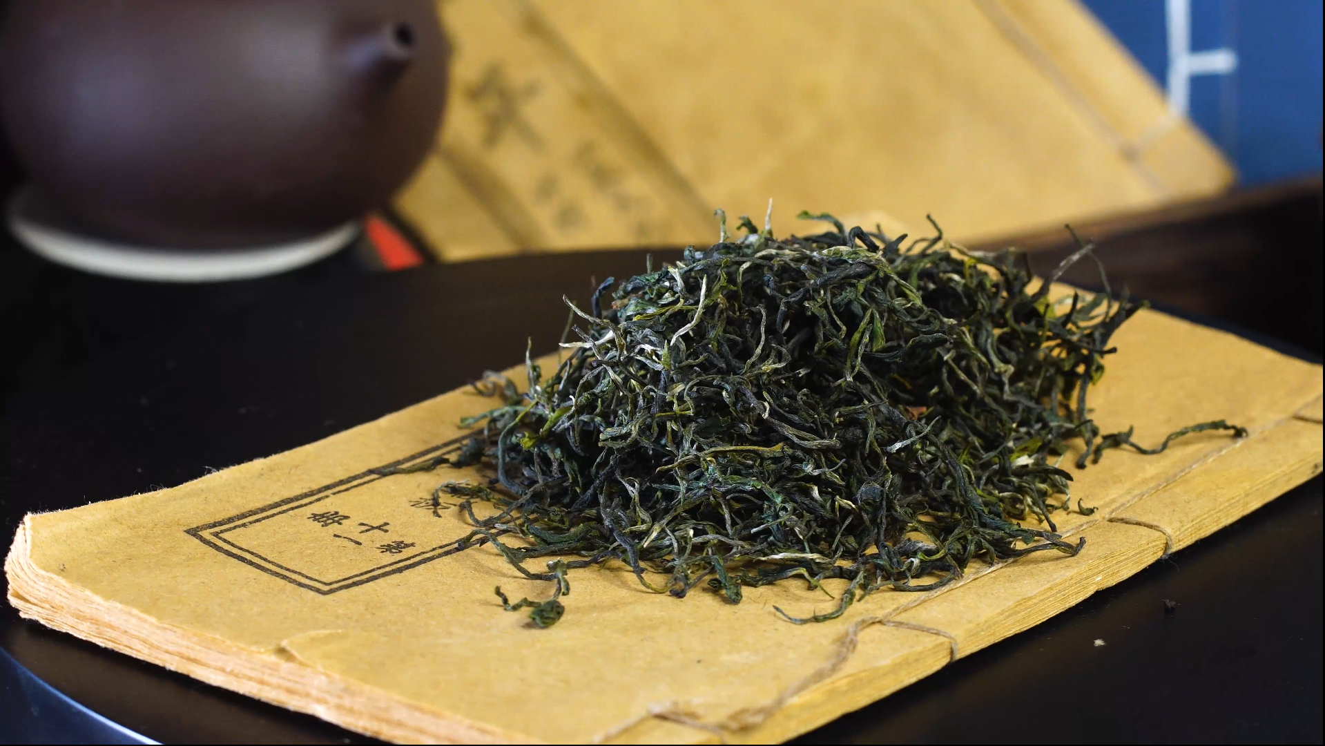 4K老树绿茶传统手工茶叶土特产视频的预览图