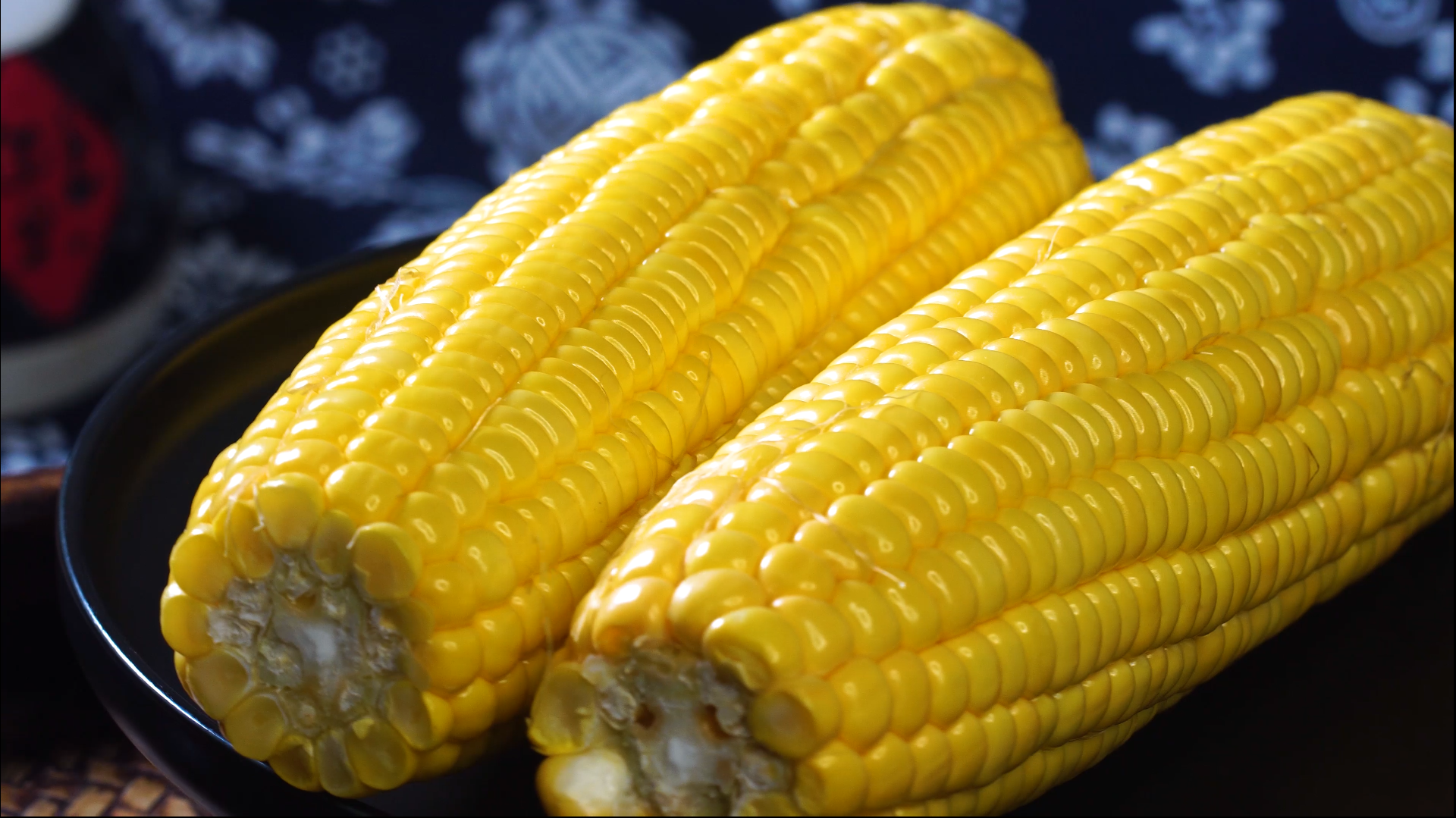 4k玉米谷物五谷食材摄影视频的预览图