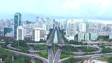 4K实拍海口市立交桥交通视频素材视频的预览图
