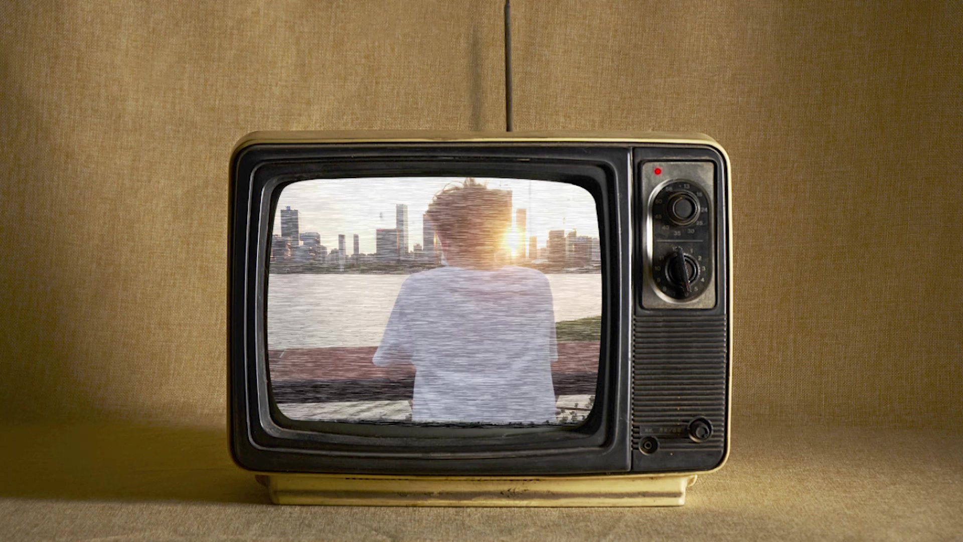 复古老式旧电视视频展示ae模板视频的预览图