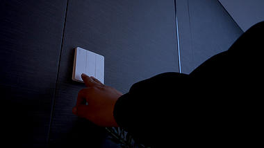 4K家庭房间灯光开关灯带声音实拍视频视频的预览图