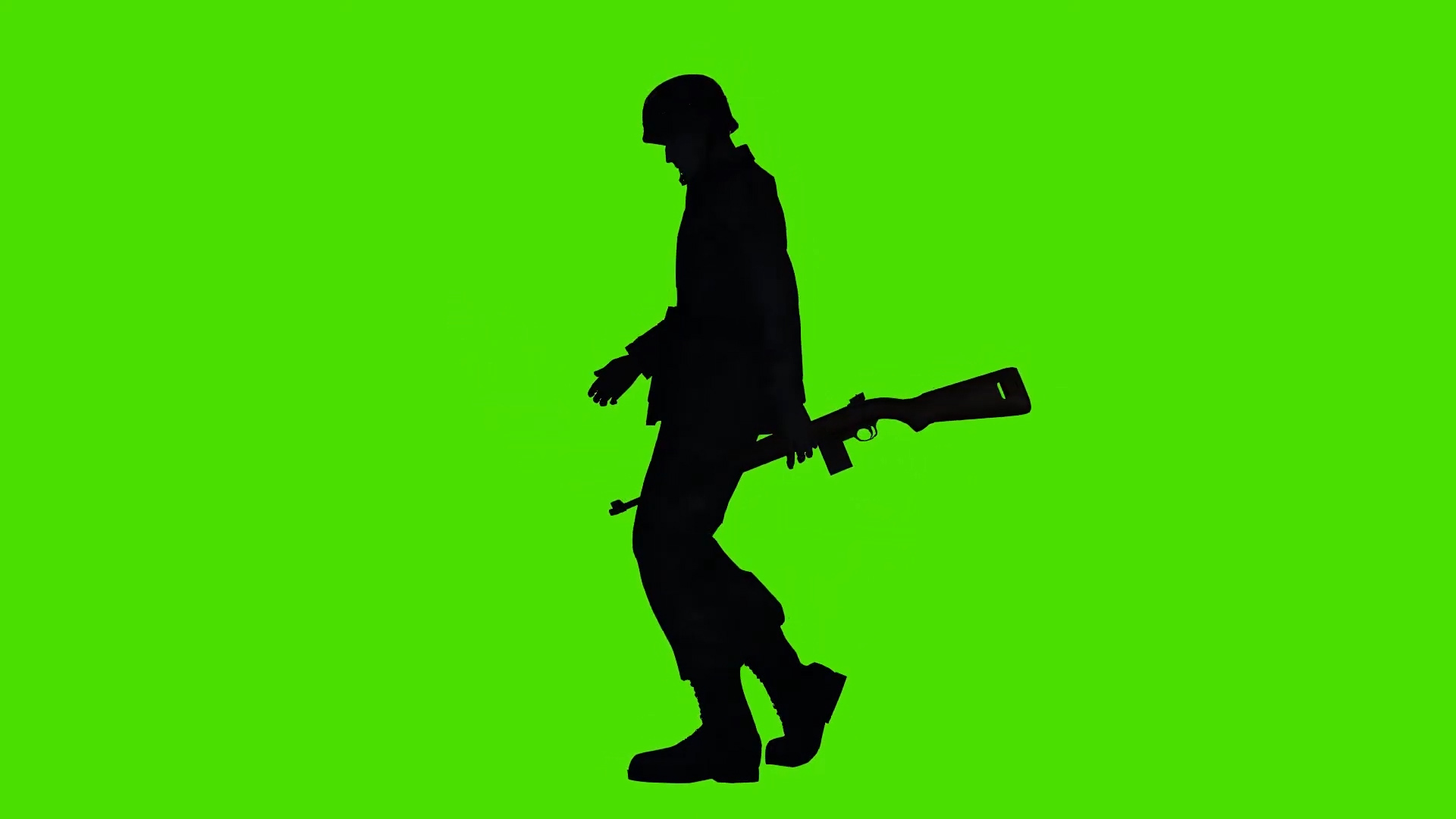 绿色抠像一位士兵行走倒影合成素材视频的预览图