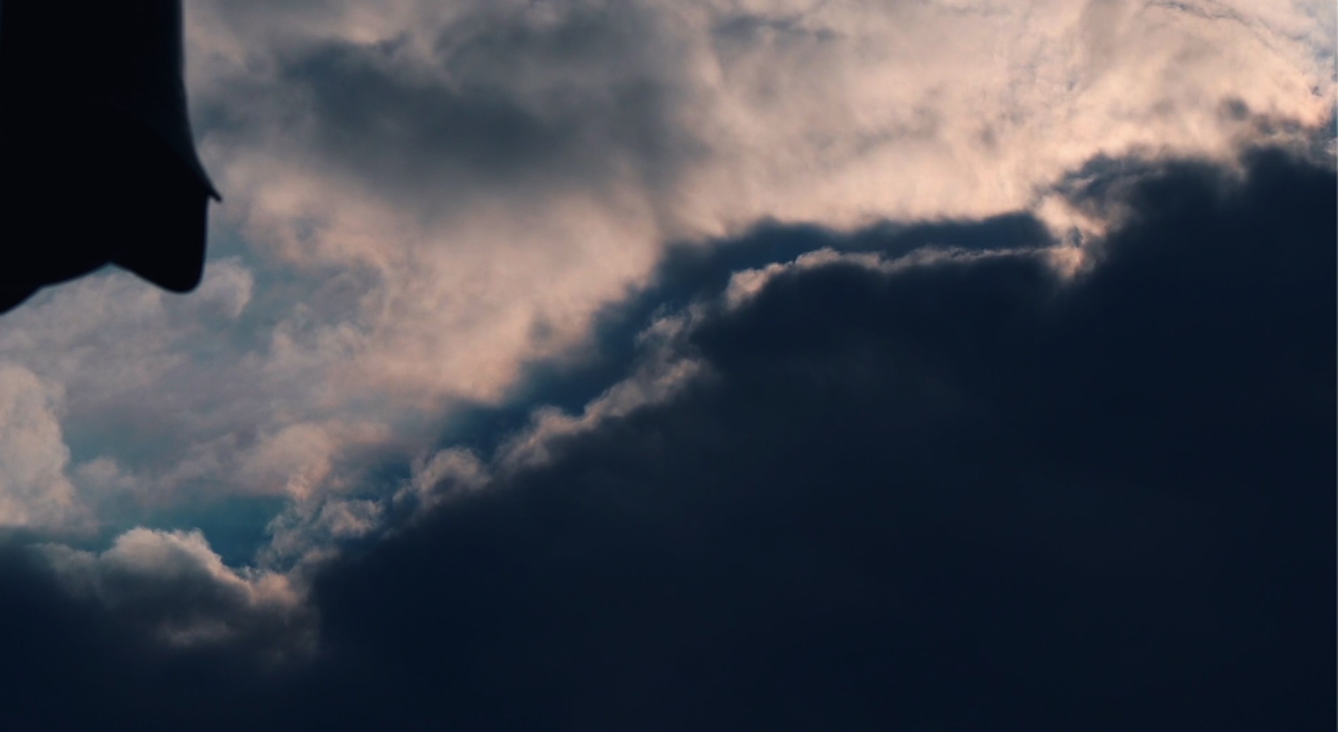 1080实拍天空云层延时素材视频的预览图