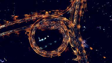 4k航拍城市立交晚高峰车辆拥堵缓慢行驶视频的预览图
