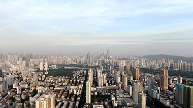航拍广西南宁城市清晨天际线升格视频的预览图