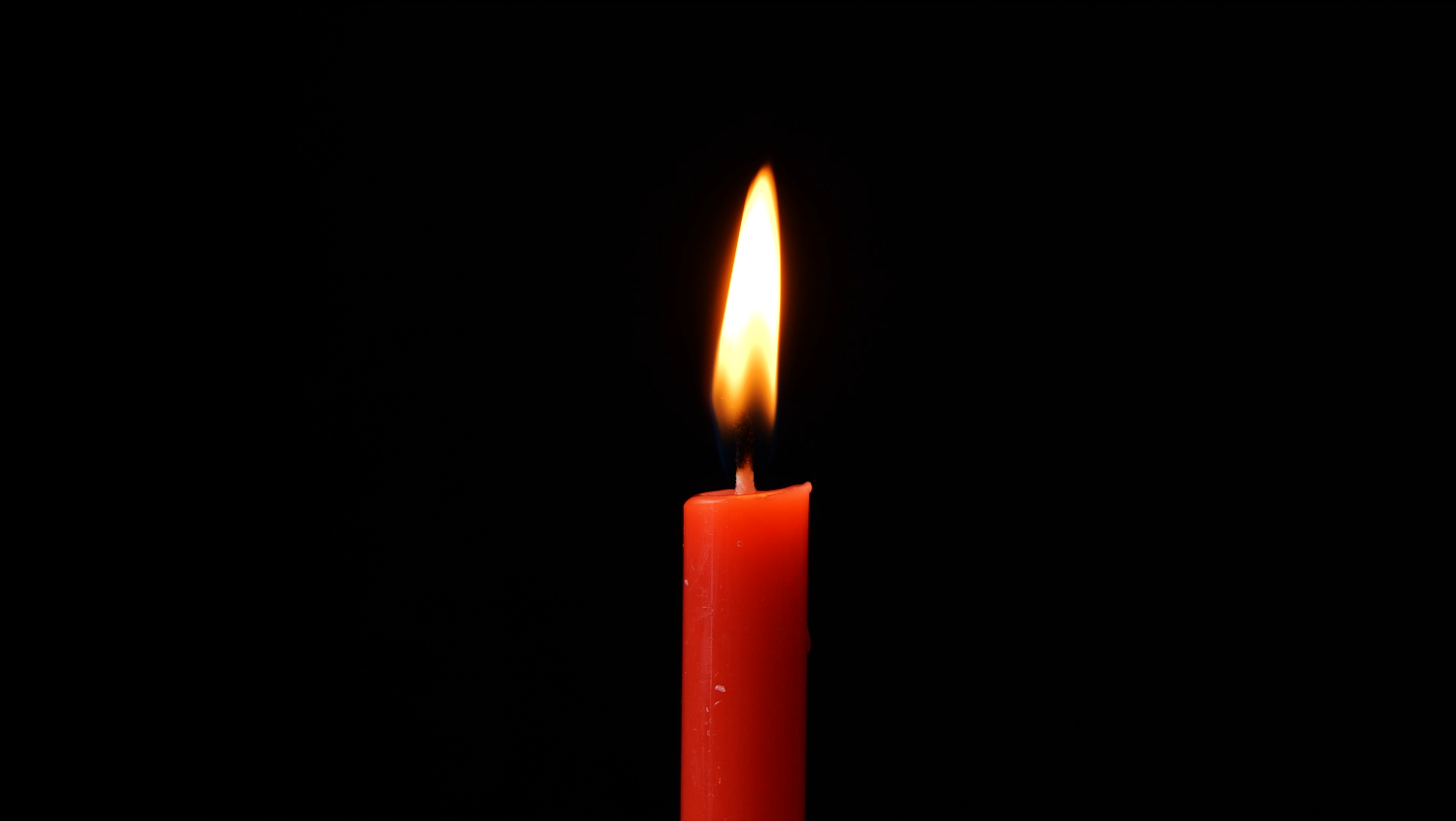 4K红色喜庆蜡烛烛火祭祀烛光燃烧红烛视频的预览图