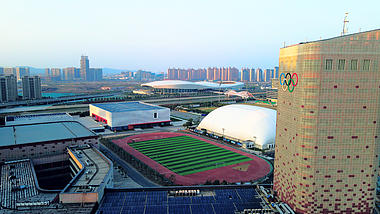 4K航拍南京市体育训练中心奥运五环视频的预览图